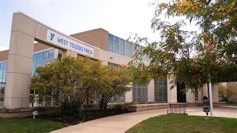 West toledo ymca - Please select your branch below. A. Anthony Wayne. 1330 Michigan Avenue. Waterville, OH 43566. B. Downtown Toledo. 300 N. Summit St. Ste 100. Toledo, OH 43604.
